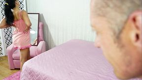 I Spyed On My Innocent Stepdaughter Changing