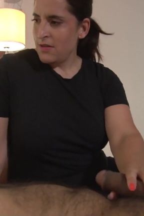 Hotel Maid Finds Room Isnt Empty!