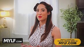 Bodacious Brunette Chloe - Bts Interview & Raw Fucking