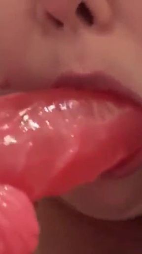 YoungEnglishBBW sucking my dildo BBC deepthroat traning