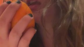 Sultry Citrus Seduction