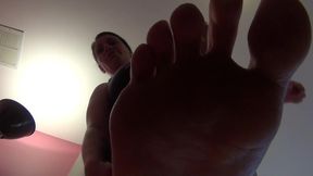Giant Momma Jill Crushes Everyone