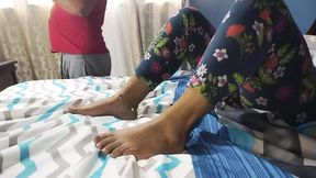 Private masseuse gets horny seeing his boss&#039;s oiled up ass