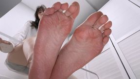 Beautiful girl Wangjia showing off her big sexy foot15 4K