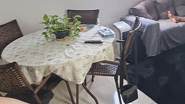 Novinha Fumando e Fudendo na Cozinha Americana - Bruna Fonseca - Joao O Safado
