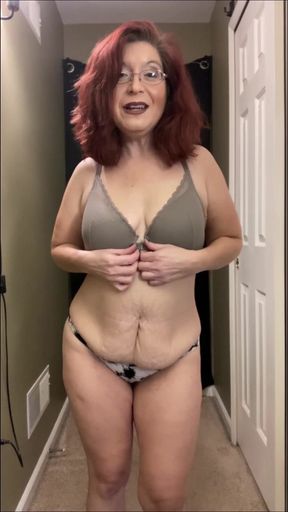 Cum on Ellie's Tits