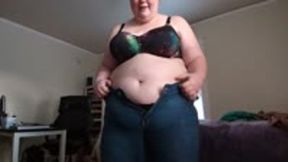 Tight Clothes Try-On