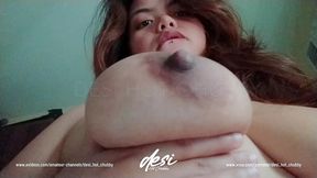 hot indian babe showing big boobs for everyone