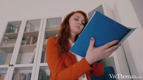 Red Passion - Elina De Lion & Katy Rose