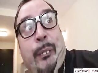Spanish Bulky Priest Screws A Choir Cutie
