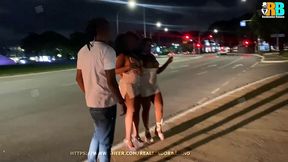 realizador baiano em sao paulo , putaria e diversao na limusine indo para casa de swing. com casais exibindo putinha submissa, hotwife e amiga. amador orgia com brasileiras