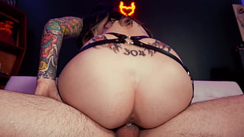 Curvy Tattooed Trippi Rose Devours Cum In Her Gothic Girlfriends' Niche