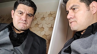 YURI GAÚCHO - EMPRESÁRIO DOTADO TOCANDO PUNHETA COM SEU PAU GRANDE