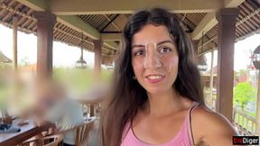 Cum on Face While Eating Burger in Pub - Cumwalk
