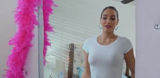 Desiree Dulce gets her wet pussy drilled