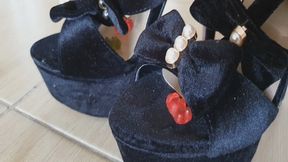 Gummy Bears Stuck in My Heels for a Day WMV