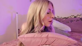 May Meow Private Show