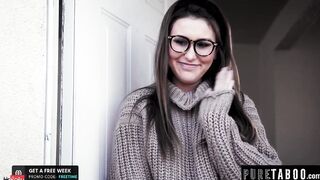 The Mysterious Delivery chick Ate Her Fresh Pussy Out
