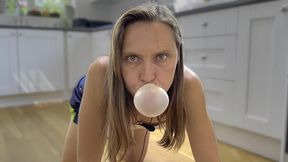 bubble gum blowing fetish and chewing gum tease