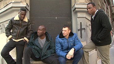 Mira Cuckold Gets Four Servings Of Big Black Cock Chocolate In Gangbang