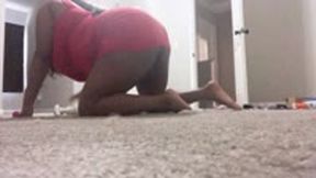 Unscrupulous tiny human watches Giantess Clean with no Panties POV 1080