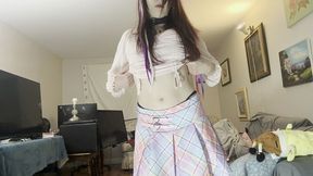 teen rides a dildo and shows off tiny feet while giving you jerk off instructions(joi)