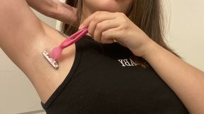 shaving my armpits