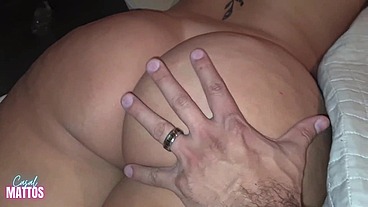 Em casa só tem gostosa pelada e eu de homem pra comer todas