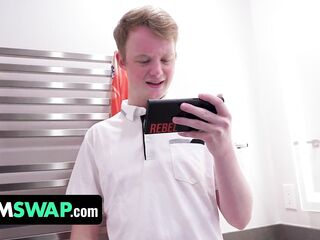 mother I'd like to fuck Stepmoms Are Trying To Draw Undressed Boy Models Who Are Really Their Own Stepsons! - MomSwap