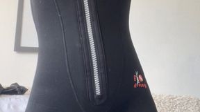 Scuba wetsuit gasmask and snorkel mask trade