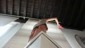 Cleaning the blinds