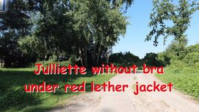 Julliette without bra under red leather jacket - Julliette ohne BH unter roter Lederjacke