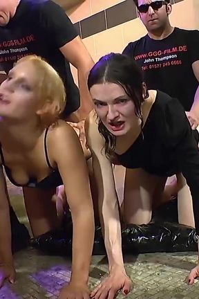 Devot Pee Party German Girls Like to Swig Pee