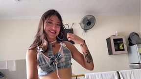 COLOMBIAN MAID SWALLOWS DEEP FOR HER Employer'S Dirty Pleasure
