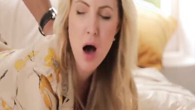 Romantic sex with hot mother (Georgie Lyall)