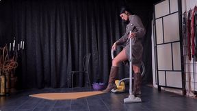 Officer Cleaning (HDTVWMV) - Lady Mila