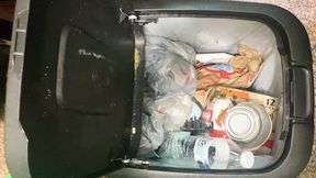 Teenie City in Giantess Trash 1080