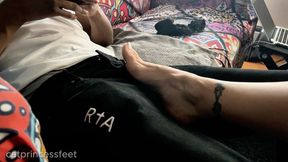 Foot shoot turned solejob-toejob footjob, cougar feet on bbc, white toes