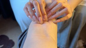 #236 - Hard scratching with my natural nails