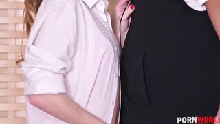 Vulgar 19 Yo Alexis Crystal Drags Into Pizza Delivery Boy and Fucks His bbc After Masturbating