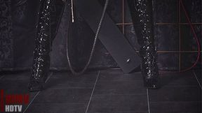 Shiny Catsuit And A long Bullwhip (HDTVWMV) – Lady Amira