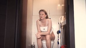 I broke the toilet flush! mp4 FULL HD