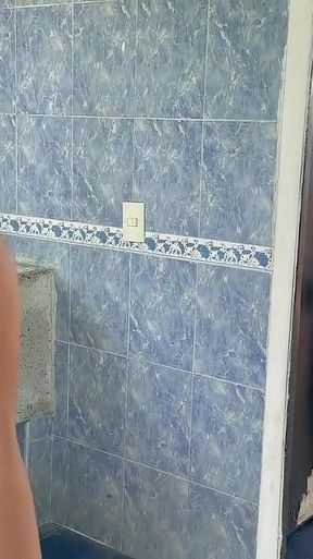 Hermanastro Me Sorprende Bronceandome En Su Kama Sutra, Y Le Pido Que Me De Una Experiencia Nueva En El Kama Sutra Con Su Pene