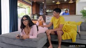 Violet Myers's interracial sex by Brazzers Exxtra