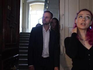 Ces collègues de travail se touchent en cachette la nuit - Paranormal Activi’tities Halloween 1/4