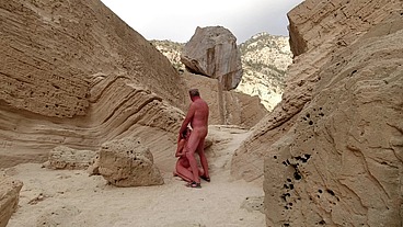 Sex, cum and pissing in an Ibiza quarry