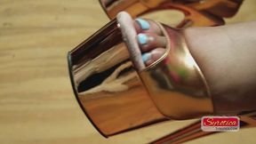 Miss Jess: Pretty feet in F-me pumps - 1080p