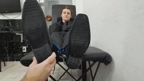 Amanda in shoes off for tickling 13 minutes