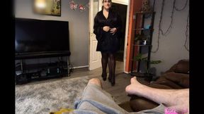 Step-son Gives Stepmom a Big Facial!