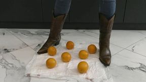Napkin soaked in orange juice MP4 FULL HD 1080p